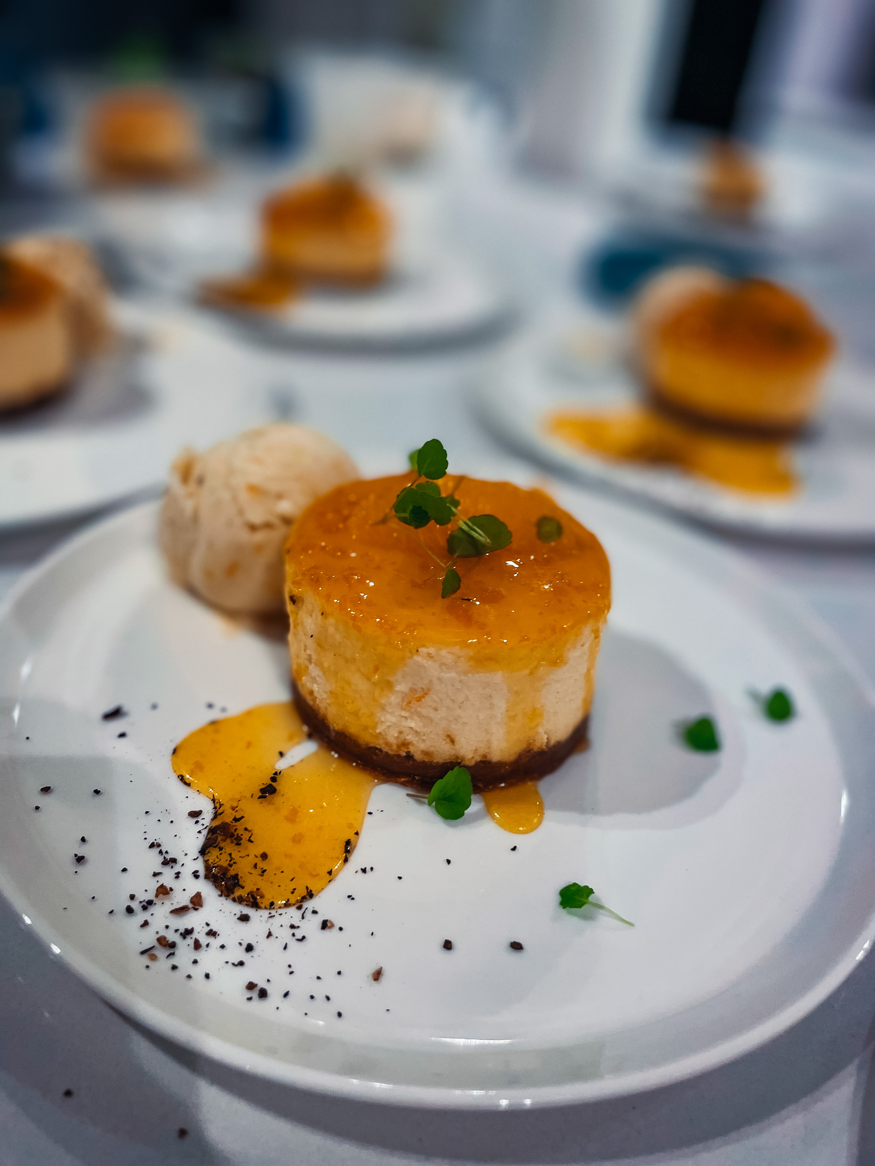 Passionfruit cheesecake